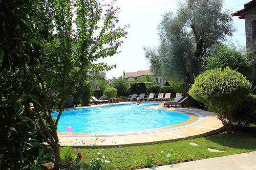 Olive Garden Apart Hotel Гёчек Экстерьер фото
