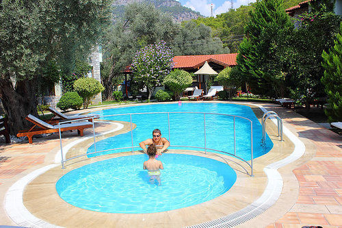 Olive Garden Apart Hotel Гёчек Экстерьер фото