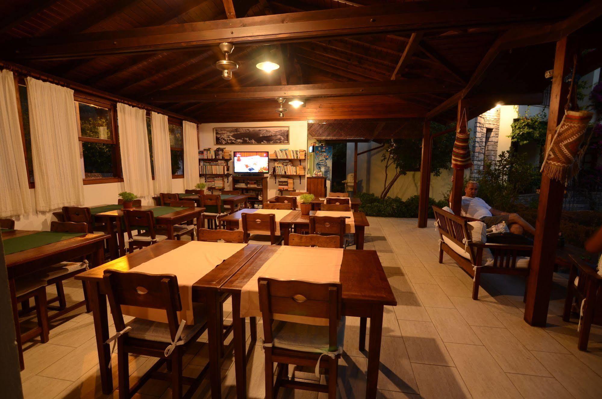 Olive Garden Apart Hotel Гёчек Экстерьер фото
